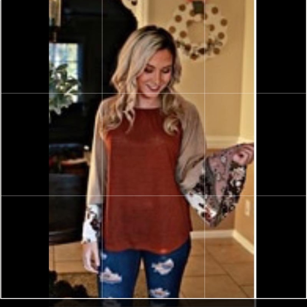 And the Why Bell Sleeved Top Large Boutique